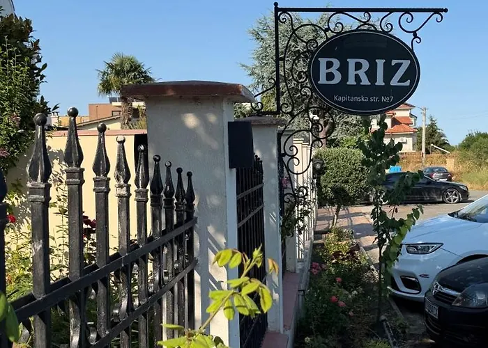 Hotel Briz - Free Parking