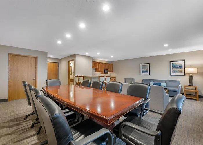 Best Western Plus Dubuque Hotel And Conference Center