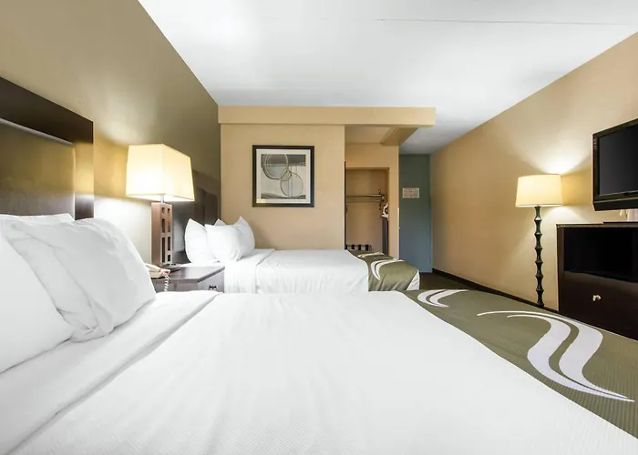 Quality Inn & Suites Charleston - Civic Center