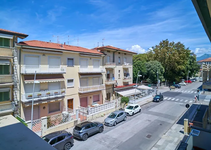 Hotel La Vela Lido di Camaiore
