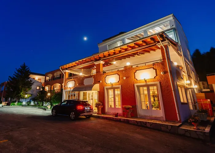 Victoria Hill Hotel