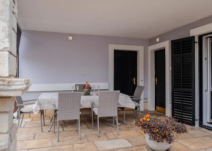 Guesthouse Mirjana Premantura