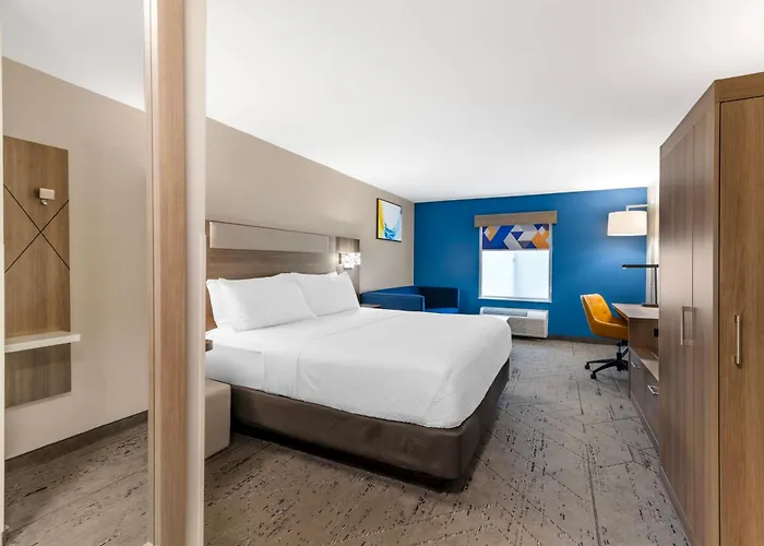 Holiday Inn Express Biddeford By Ihg