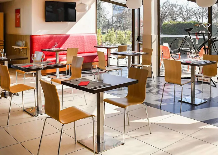 Hotel ibis Saintes