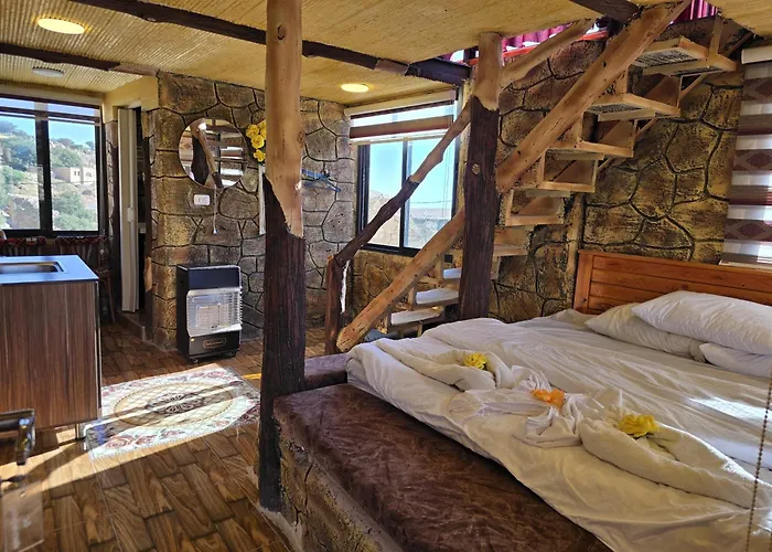 Dana Tower Hotel