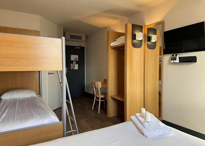 B&B HOTEL Auxerre Monéteau
