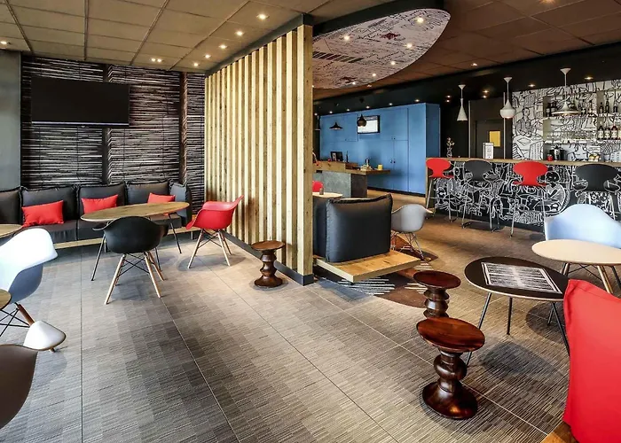 Hotel Ibis Niort Est Mendes France