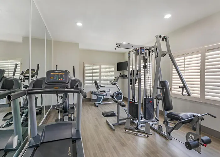 Best Western Plus Southpark Inn&Suites