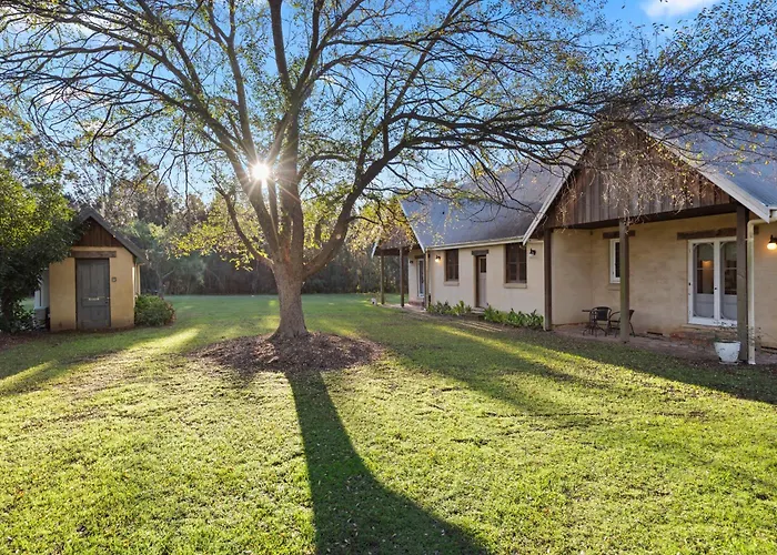 The Carriages Boutique Hotel And Vineyard