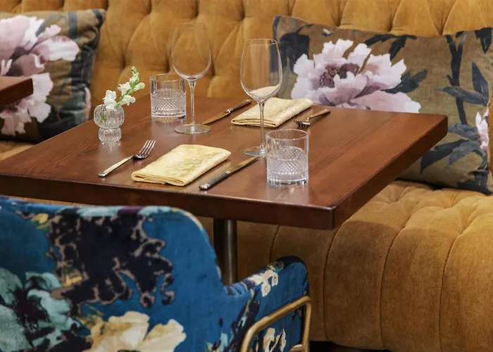 The Peregrine Omaha Downtown Curio Collection By Hilton