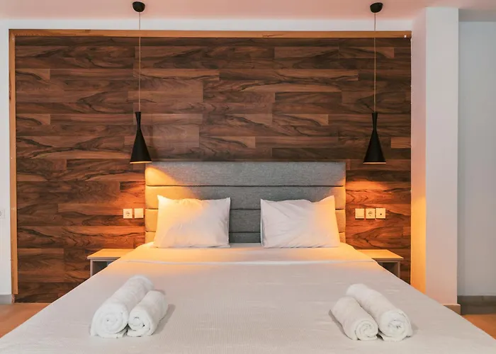 Bamboo Suites Hotel - Adults Only
