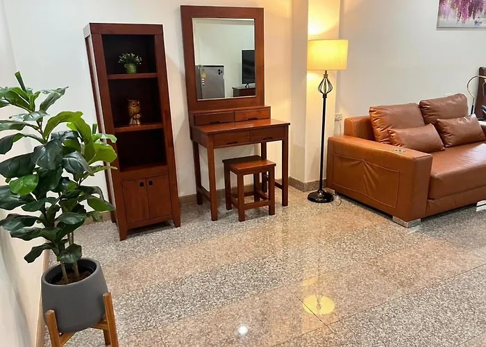 Cha Li'S Family Hotel&Hostel
