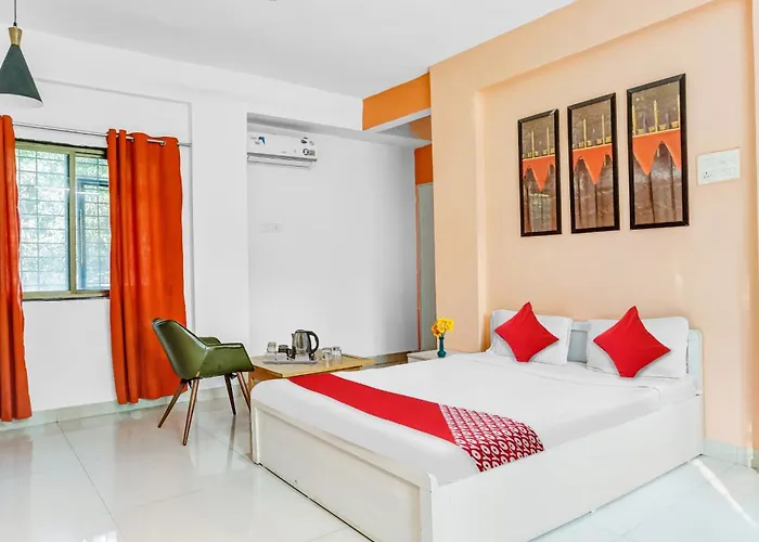 Hotel O Aadinath Villa Near Pune Airport