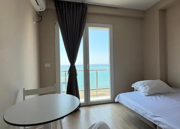 Coastal Hotel Shengjin