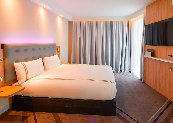 Premier Inn Mannheim City Centre