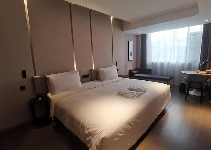 Atour Hotel Dongguan Nancheng International Trade Center