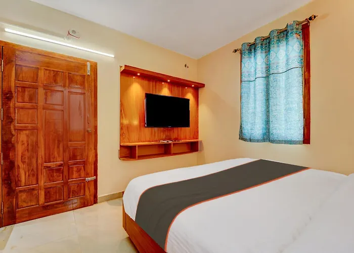 Collection O Velu Residency