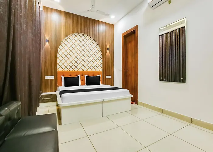 Hotel O Green In