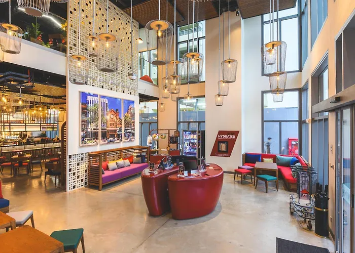 Wink Can Tho Centre, Unscripted By Hyatt - 24-Hour Stays