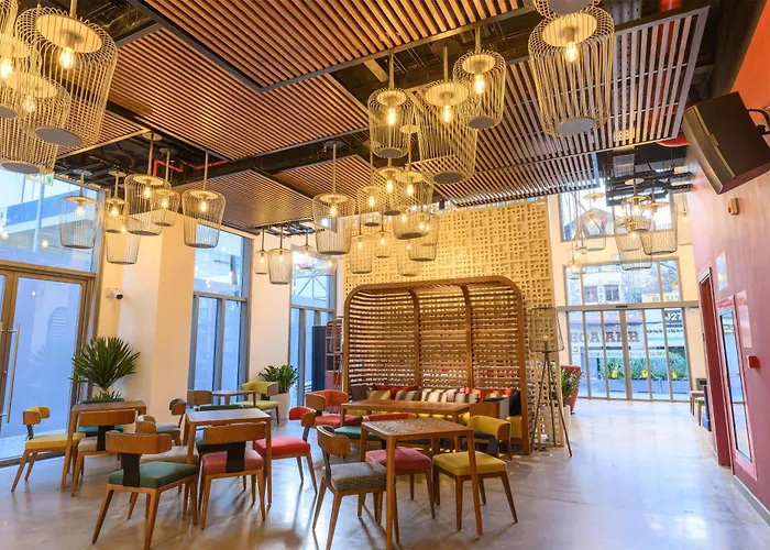 Wink Can Tho Centre, Unscripted By Hyatt - 24-Hour Stays
