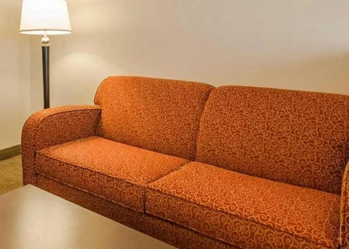 Quality Suites Jeffersonville - Louisville North