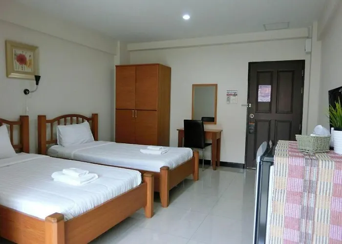 Home Place Lopburi Hotel