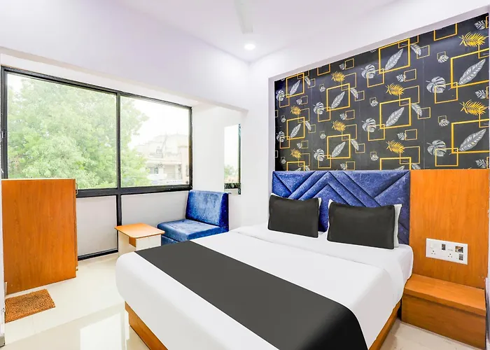 Hotel O Neelkanth Palace