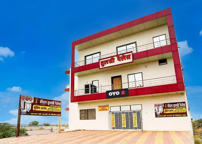 Hotel O Tulsi Palace