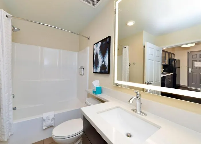 Candlewood Suites Saint Joseph By Ihg