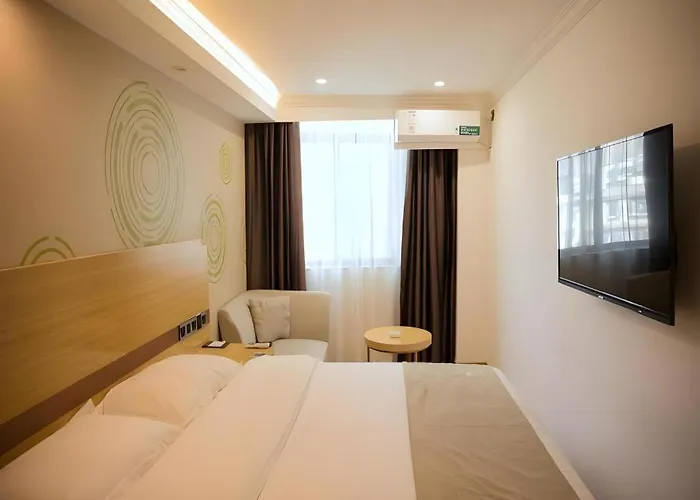 Greentree Inn Qingyuan Qinghe Avenue Branch