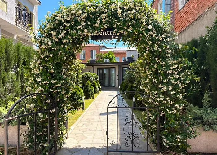 Central Inn