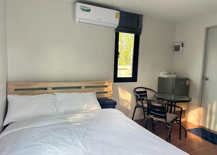 Bannrai Tayai Cafe And Resort
