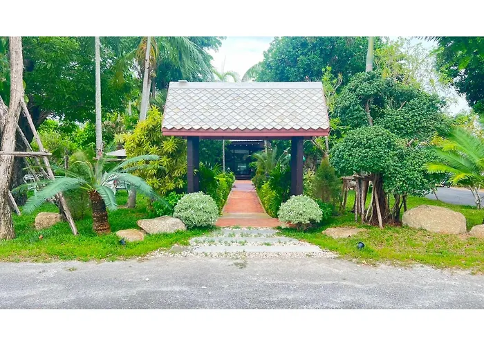 Bannrai Tayai Cafe And Resort