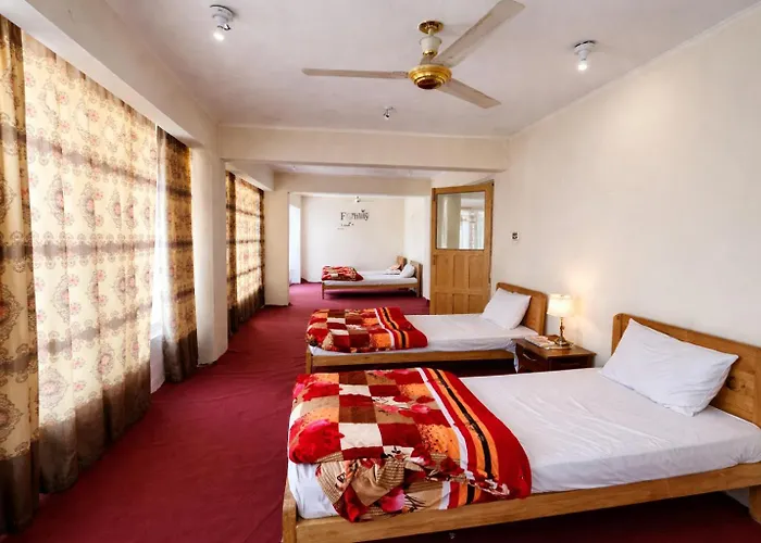 Hotel Highlander Inn Skardu
