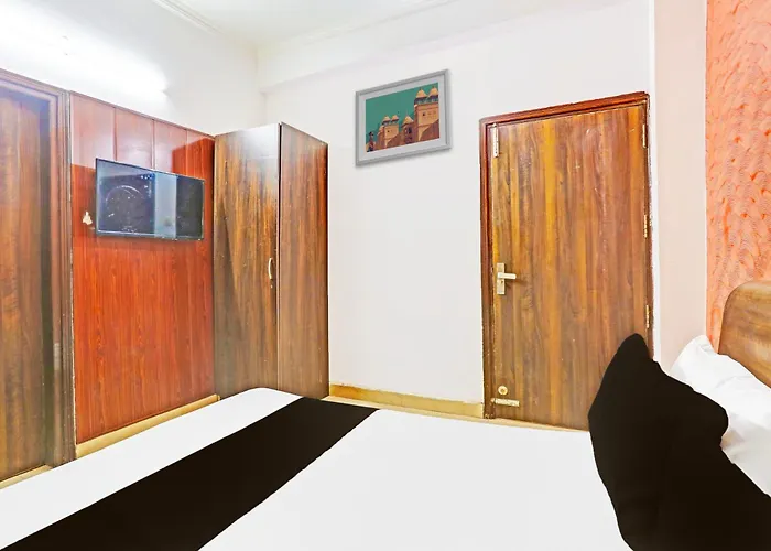 Hotel O Paradise Residency