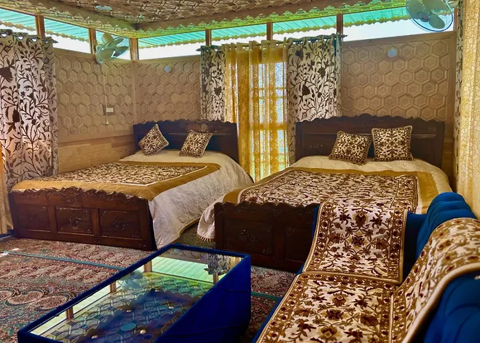 Nageen Castle Group Of House Boats