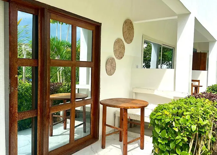 Kendwa Crystal Coast Hotel