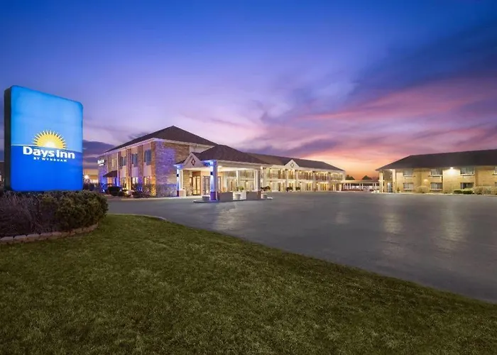Days Inn By Wyndham St. Charles Il