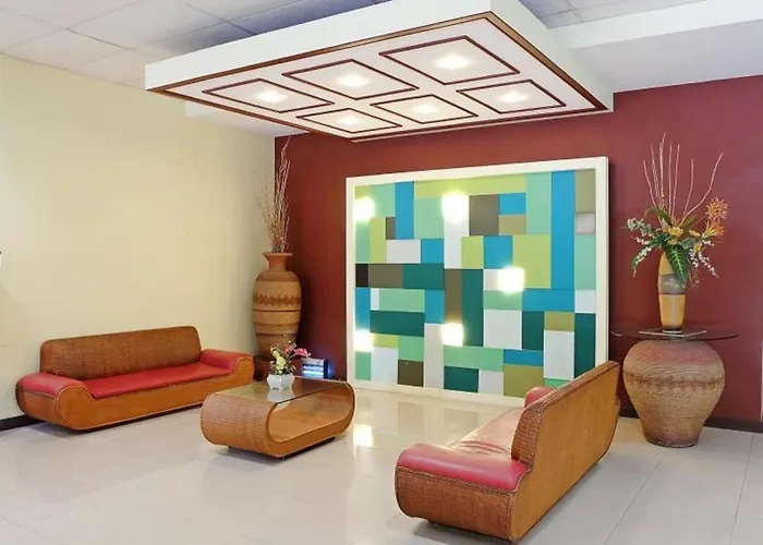 Holiday Spa Hotel