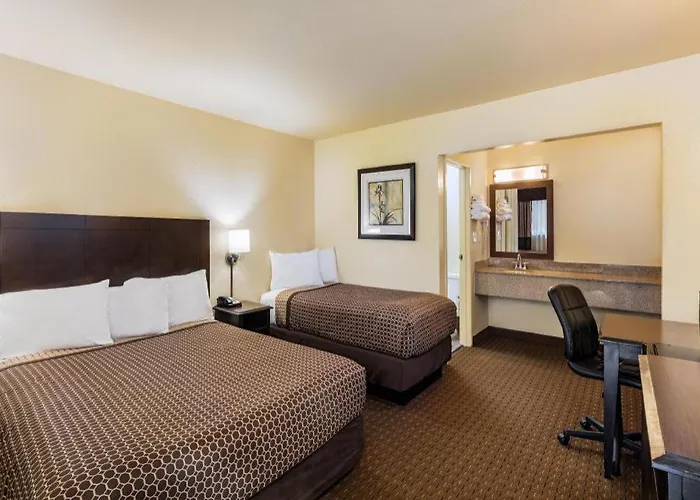 Lemon Heights Inn