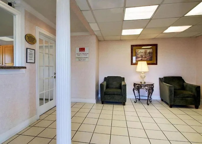 Econo Lodge Meridian South