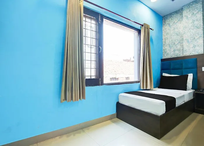 Hotel O Pink Residency