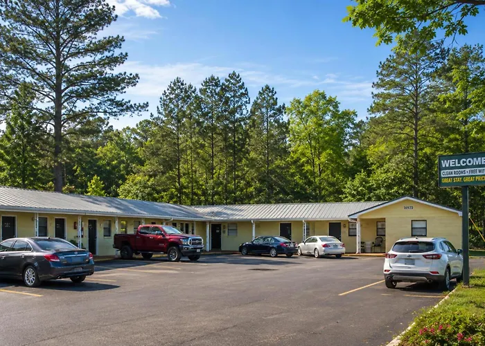 Riviera Motel Elba Near Enterprise US 84