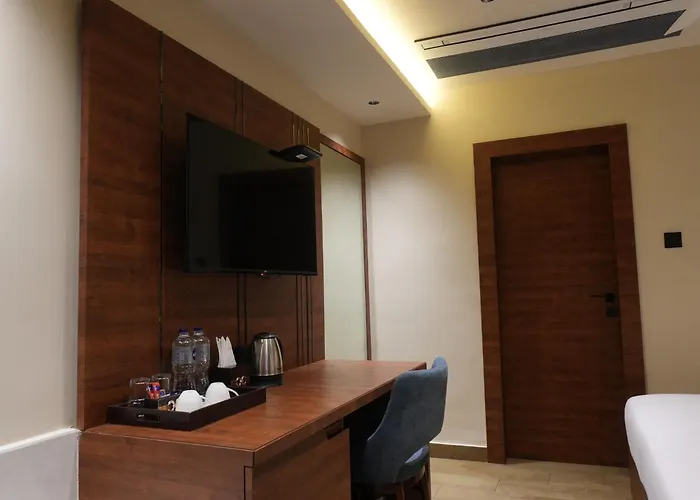 Hotel Nh Hills