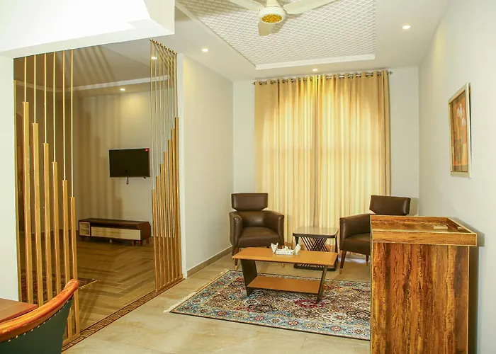Grand Shalimar Hotel