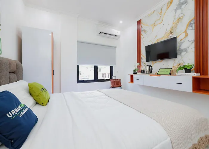 Urbanview Hotel Amira Syariah Bogor