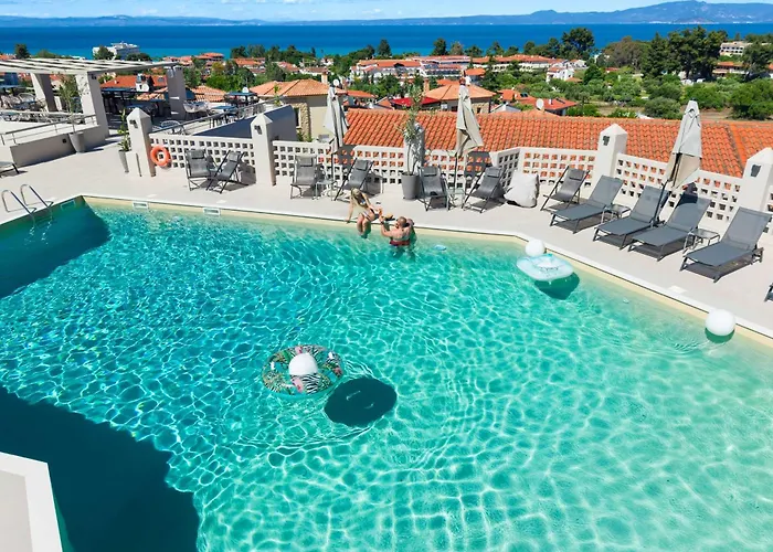 Arya Hotel