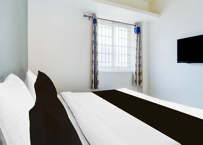 Super Hotel O Ramanuja Nagar Singanallur Road