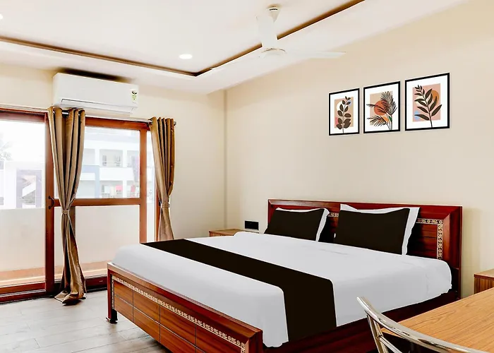 Hotel O Madhava Residency