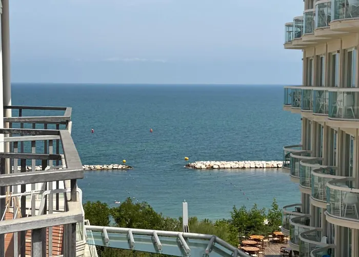 Rock Crystal Boutique Hotel